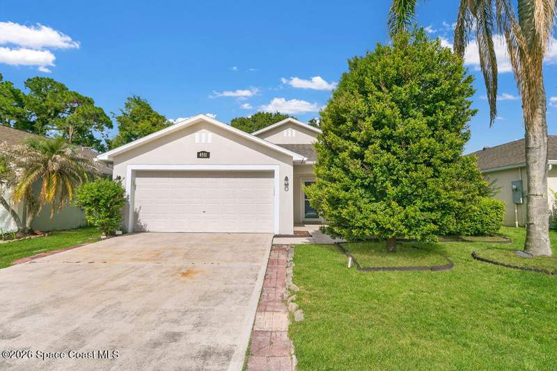 4 bedroom Single Family Residence at 4511 Derbyshire Drive, Hickory Green Unit 2, Titusville — photo 2