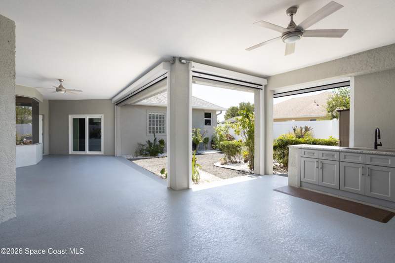 3 bedroom Single Family Residence at 3350 N Tropical Trail, Merritt Island, Merritt Island — photo 3