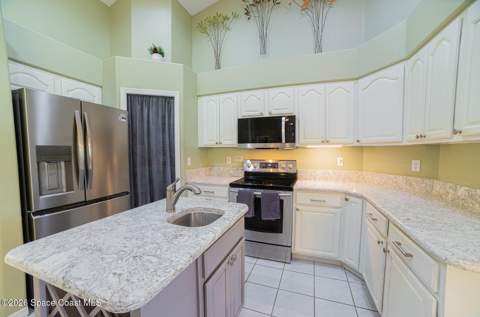 211 Lake Shore Drive, Merritt Island FL - photo 11 of 56