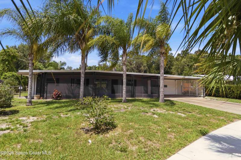 3 bedroom Single Family Residence at 1225 Titus Avenue, Shady Oaks 4th Addn, Titusville — photo 3