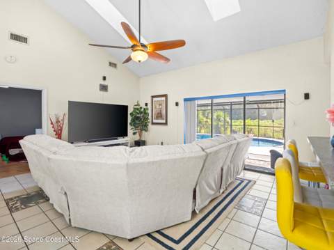 1421 Ruffin Circle, Palm Bay FL - photo 9 of 34