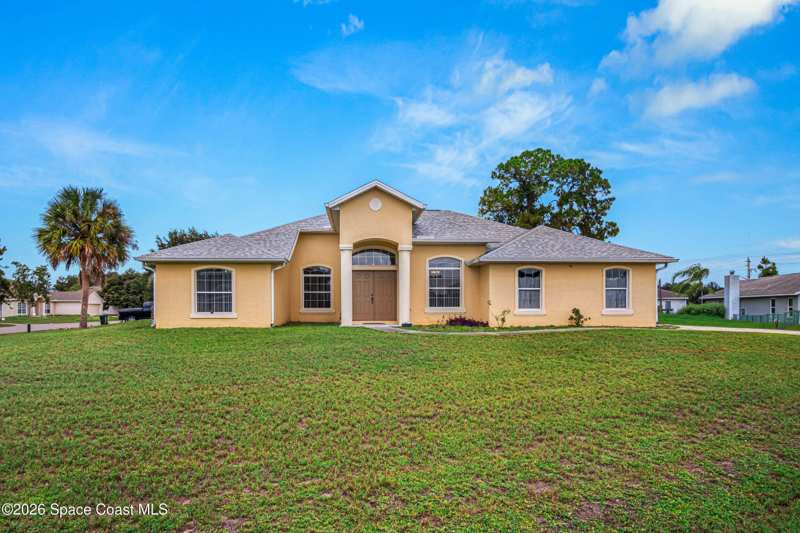 3 bedroom Single Family Residence at 525 Justine Avenue, Port Malabar Unit 13, Palm Bay — photo 1