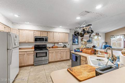 275 Cardinal Drive, Melbourne Beach FL - photo 11 of 48