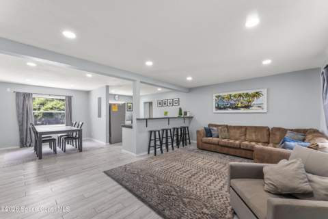 450 S Brevard Avenue, Cocoa Beach FL - photo 12 of 32