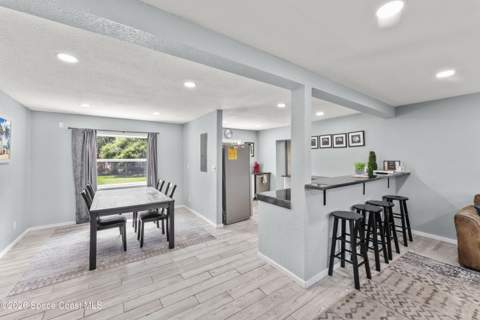 450 S Brevard Avenue, Cocoa Beach FL - photo 19 of 32