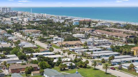 450 S Brevard Avenue, Cocoa Beach FL - photo 24 of 32