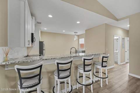 1030 Venetian Drive ##203, Melbourne FL - photo 16 of 32