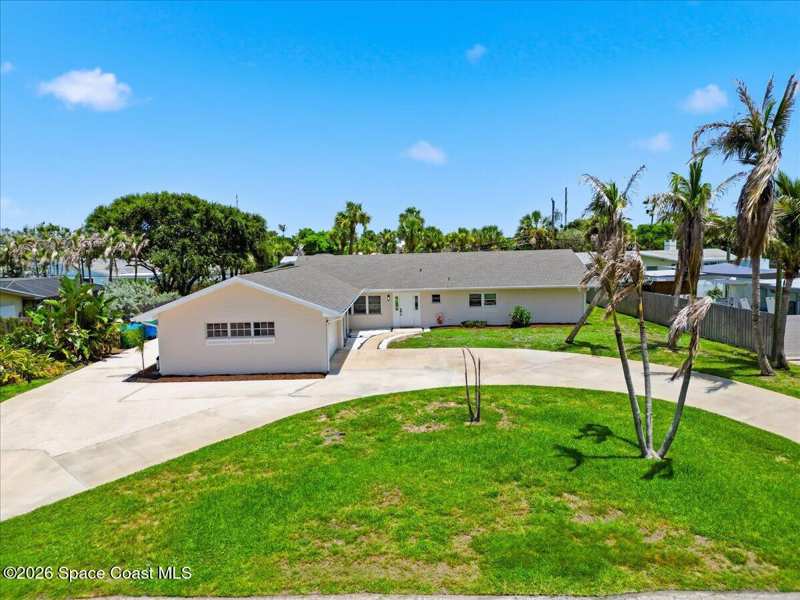 4 bedroom Single Family Residence at 309 Banyan Way, Island Shores of Melbourne Beach, Melbourne Beach — photo 1