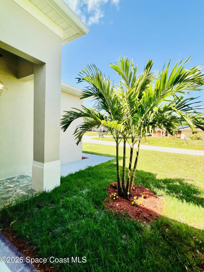 4 bedroom Single Family Residence at 401 Homestead Avenue, Port Malabar Unit 29, Palm Bay — photo 2