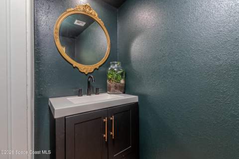 5925 Riverside Drive, Melbourne Beach FL - photo 16 of 53