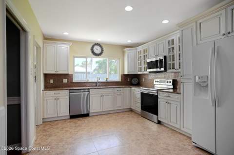 325 Hibiscus Trail, Melbourne Beach FL - photo 14 of 28