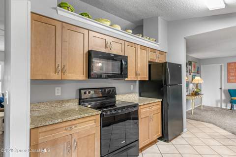 606 Seven Gables Circle, Palm Bay FL - photo 14 of 57