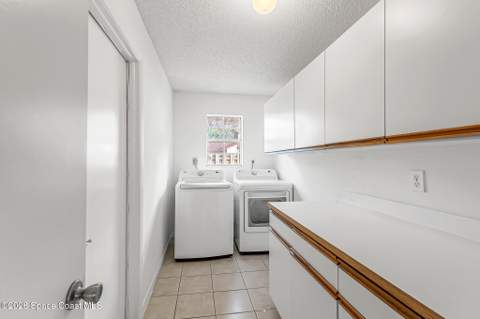 606 Seven Gables Circle, Palm Bay FL - photo 19 of 57