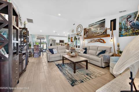 1231 Wadsworth Street, Palm Bay FL - photo 6 of 37