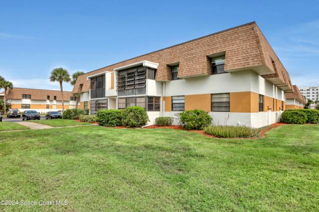2700 N Hwy A1a #4-201