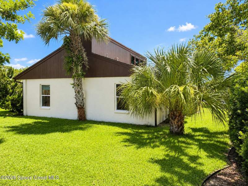2 bedroom Single Family Residence at 255 Applewood Circle, Suntree Pud Stage 10 Tract 4, Melbourne — photo 2