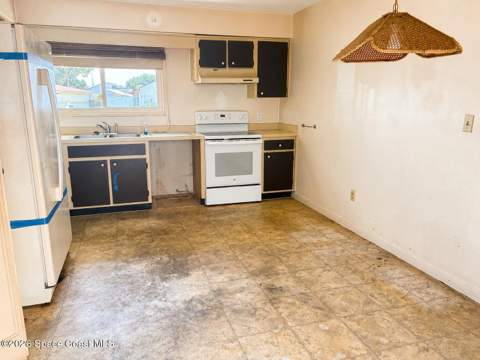 255 Applewood Circle, Melbourne FL - photo 6 of 14
