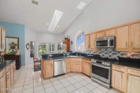 798 Spanish Cove Drive, Melbourne FL - photo 11 of 39
