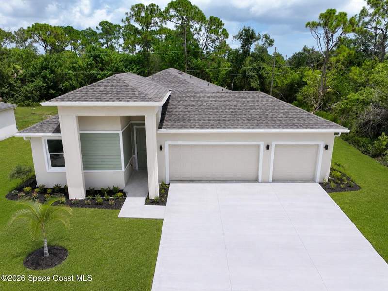 4 bedroom Single Family Residence at 371 Halloran Street, Port Malabar Unit 25, Palm Bay — photo 3