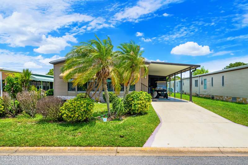 2 bedroom Manufactured Home at 602 N Dolphin Circle, Barefoot Bay Unit 1, Barefoot Bay — photo 2