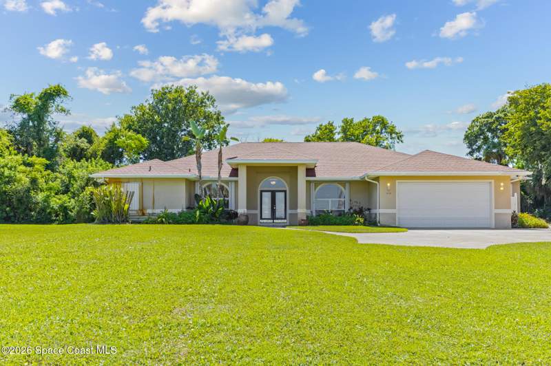 4 bedroom Single Family Residence at 4135 Indian River Drive, Cocoa, Cocoa — photo 3
