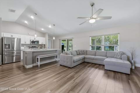 270 Buzby Street, Palm Bay FL - photo 9 of 27