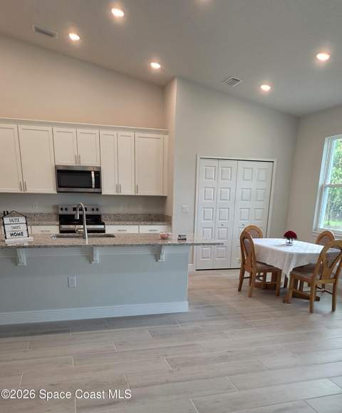 551 Borraclough Avenue, Palm Bay FL - photo 6 of 37