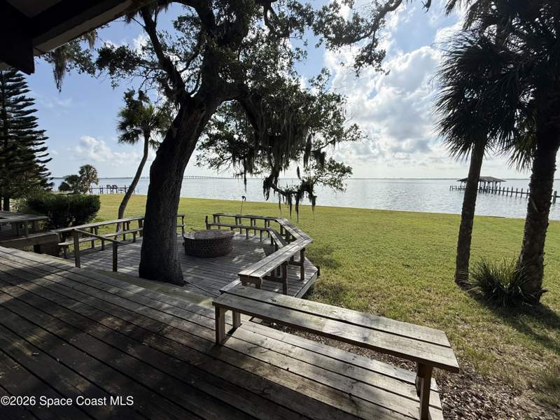4 bedroom Single Family Residence at 6855 Riveredge Drive, Bellewood Plat No 2, Titusville — photo 3