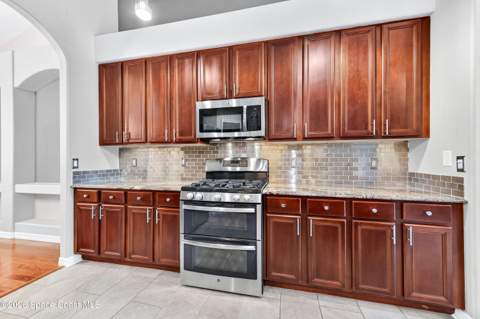 3251 Windsor Estates Drive, Melbourne FL - photo 6 of 103