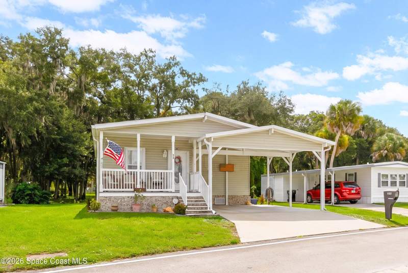 3 bedroom Manufactured Home at 379 Holiday Park Boulevard, Port Malabar Holiday Park Unit 1, Palm Bay — photo 2
