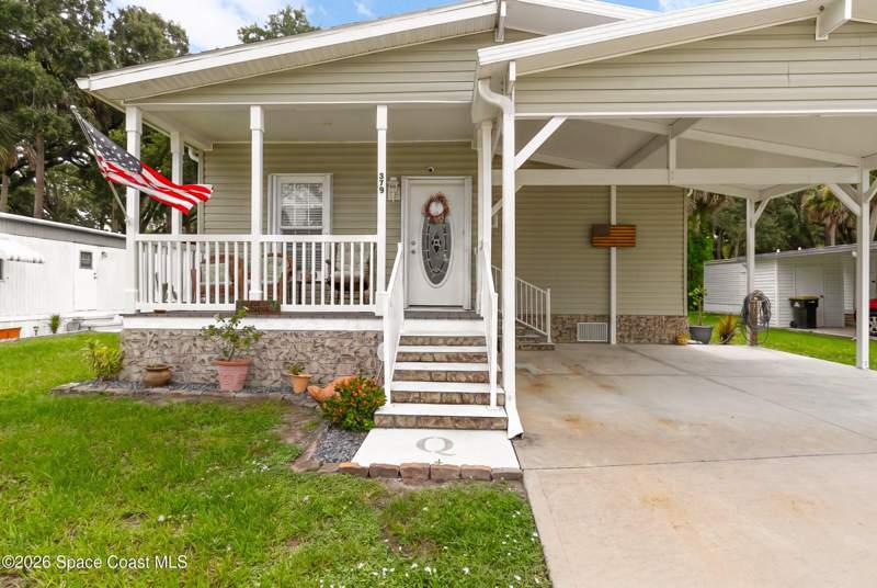 3 bedroom Manufactured Home at 379 Holiday Park Boulevard, Port Malabar Holiday Park Unit 1, Palm Bay — photo 3