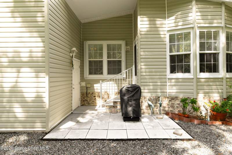 3 bedroom Manufactured Home at 379 Holiday Park Boulevard, Port Malabar Holiday Park Unit 1, Palm Bay — photo 4