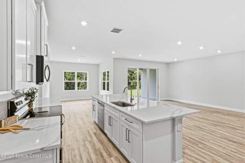 4385 Sheridan Avenue, Cocoa FL - photo 17 of 50