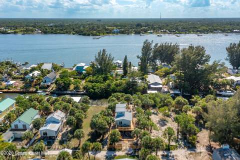 47 Vip Island #B, Grant-Valkaria FL - photo 23 of 31