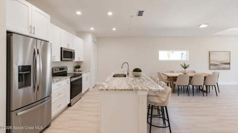 371 Halloran Street, Palm Bay FL - photo 8 of 22