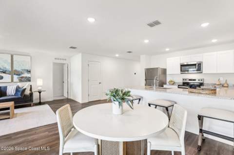 796 Doverbrook Road, Palm Bay FL - photo 11 of 37