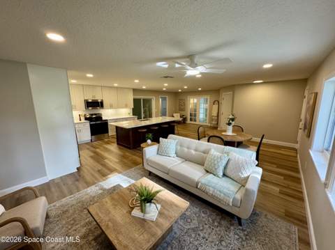 1190 Grapefruit Road, Palm Bay FL - photo 12 of 45