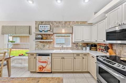 710 Misty Creek Drive, Melbourne FL - photo 14 of 51