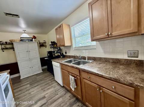 1150 Cheney Highway #H, Titusville FL - photo 10 of 30