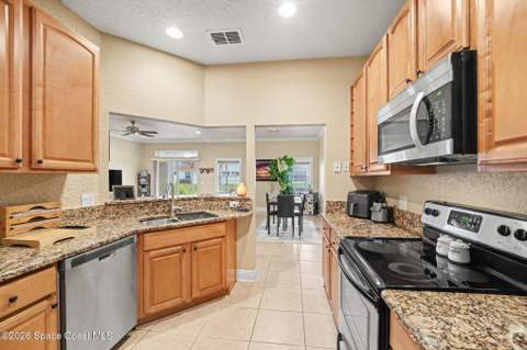 1800 Kole Place #103, Melbourne FL - photo 11 of 28