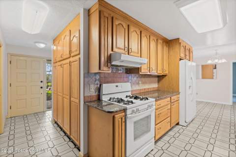 432 Finch Drive, Satellite Beach FL - photo 9 of 53