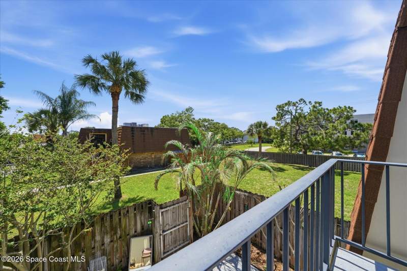 2 bedroom Townhouse at 2012 Dan Court, Vista Oaks West, Palm Bay — photo 2