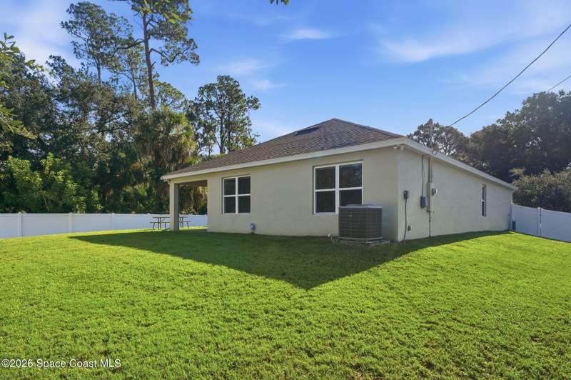 4 bedroom Single Family Residence at 1180 Colonnade Avenue, Port Malabar Unit 11, Palm Bay — photo 5