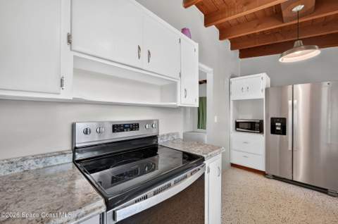 1041 S Brevard Avenue, Cocoa Beach FL - photo 13 of 64