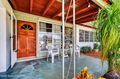 1041 S Brevard Avenue, Cocoa Beach FL - photo 7 of 64