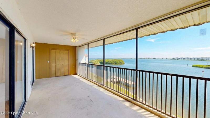 2 bedroom Condominium at 200 S Banana River Boulevard #2320, Banana Bay Condo Ph Xxiii, Cocoa Beach — photo 3