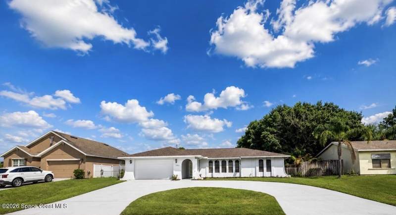 4 bedroom Single Family Residence at 1391 Welser Avenue, Port Malabar Unit 21 1st Replat of, Palm Bay — photo 2