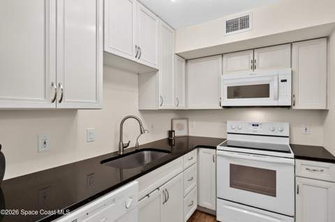 1861 Long Iron Drive #1105, Rockledge FL - photo 17 of 44