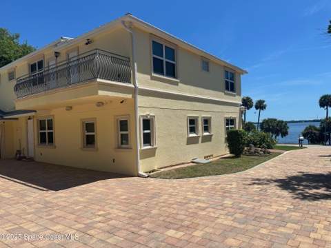 1613 N Indian River Drive, Cocoa FL - photo 14 of 62