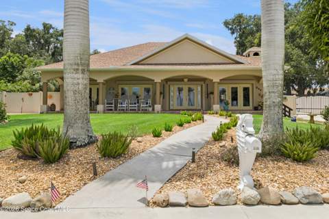 949 N Indian River Drive, Cocoa FL - photo 6 of 76